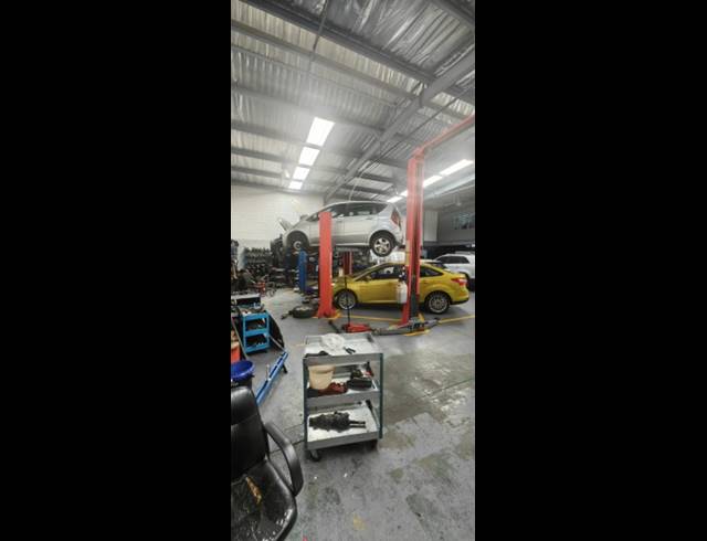 478M² WAREHOUSE TO LET IN SUNNYROCK